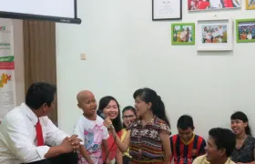 foto Komisi Pemuda Advent ke ‘rumah anyo’ 9 advent_9