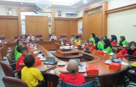 foto Temu akrab dengan Gubernur DKI Jakarta 4 balaikota_4