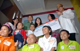 foto BII dan BUB Peduli Penyembuhan Anak dengan Retinoblastoma 2 beixq9b2