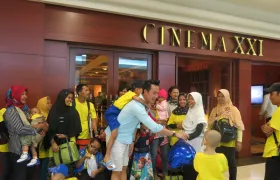 foto Nonton film bareng Daniel Mananta 3 daniel_3