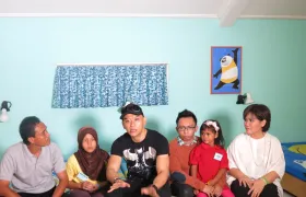 foto Deddy Corbuzier host ‘Hitam Putih’ syuting di rumah anyo 17 dc_20