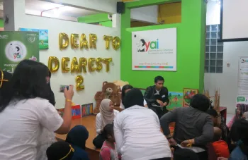 Komunitas Dear Rizky Buka Puasa