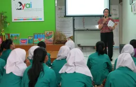 foto Keterampilan Komunikasi dalam Keperawatan Anak dengan Kanker 3 foto_edukasi_yuli03