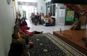 foto Kunjungan HKBP Menteng ke rumah anyo 2 hkbp_2