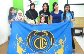 foto Kunjungan Internona ke rumah anyo 3 inter_nona_3