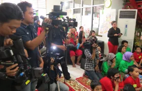 foto Natal di rumah anyo 7 melani_15