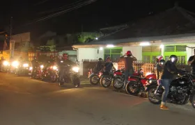 foto Komunitas motor gede (moge) Thriumph Indonesia bukber di rumah anyo 8 moge_7