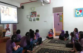 foto Guru TK Narada School ke rumah anyo 3 narada_school_1