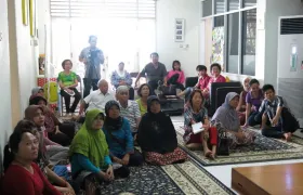 foto edukasi di ‘rumah anyo’ topik: ‘self healing’ 2 olah_napas_2