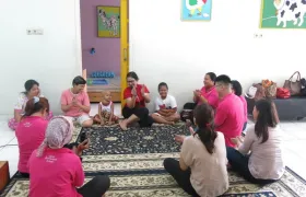 foto Guru-guru TK Ceria Montessori School - Simprug ke rumah anyo 3 tk_montesori_3