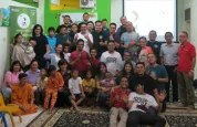 Komunitas motor gede moge Thriumph Indonesia bukber di rumah anyo