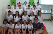 Kunjungan muridmurid SD Bina Bangsa School ke rumah anyo